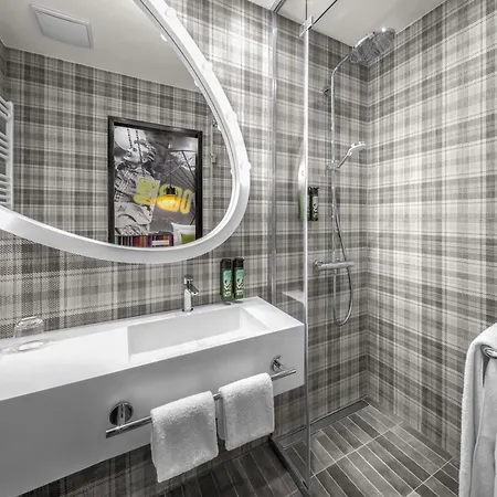 מלון Mamaison Vibe Downtown 4*