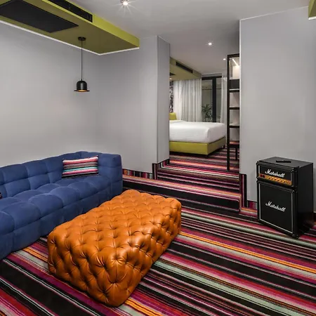 Mamaison Vibe Downtown 4*